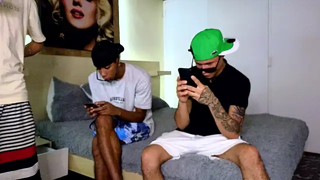 Snapshot of 777_camilo chatting on 09-21-25, 06:09 777 camilo online show from 09-21-25, 06:09