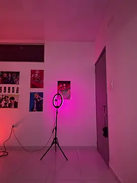 18 salo online show from 02-06-26, 04:17