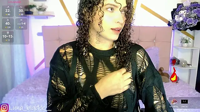 Luna blackk online show from 11-25-25, 09:04
