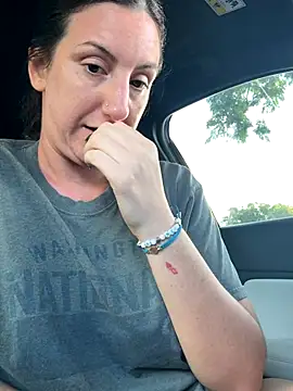 sweetsirenn online show from 09-25-25, 12:09