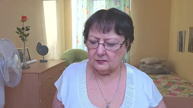 Margo Moll online show from 01-16-26, 10:41