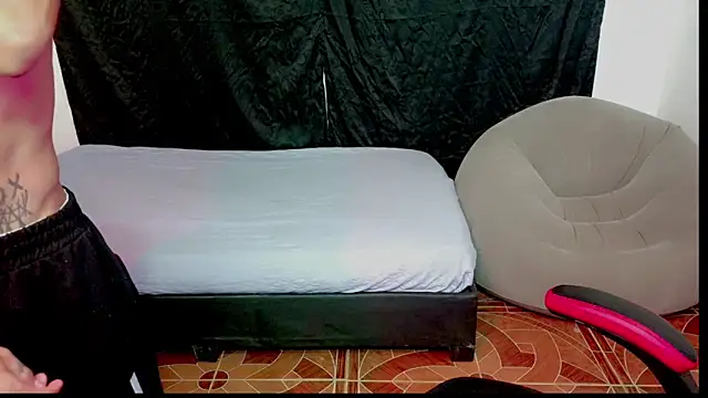 Thommy cute online show from 09-11-25, 10:15