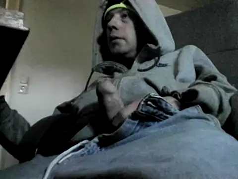 skateboy78 online show from 01-19-25, 02:49