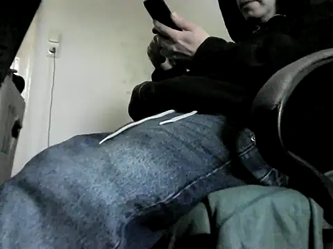 skateboy78 online show from 02-17-25, 09:13