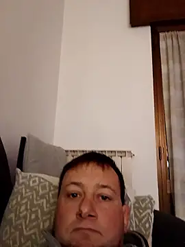 Snapshot of Alessio1987 chatting on 01-07-26, 05:37 Alessio1987 online show from 01-07-26, 05:37