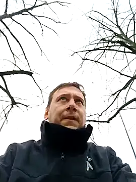 Snapshot of Alessio1987 chatting on 02-05-26, 09:25 Alessio1987 online show from 02-05-26, 09:25