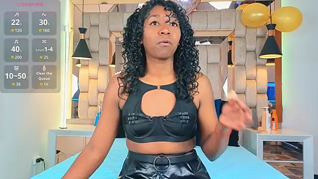 Snapshot of Blackyhot69 chatting on 09-22-25, 01:35 Blackyhot69 online show from 09-22-25, 01:35