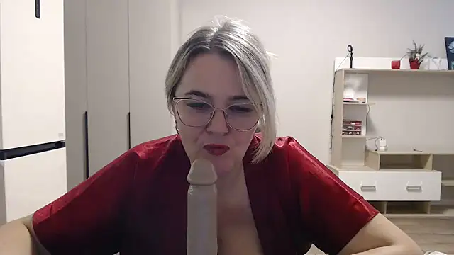 EleanoraDream online show from 01-14-26, 08:09