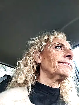 clarabell4 online show from 11-21-25, 07:29