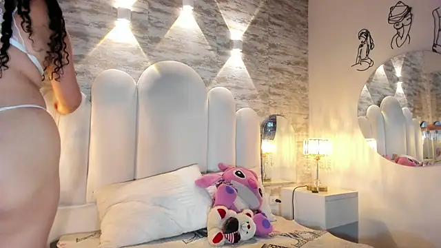 Yassy vazquez online show from 11-10-25, 07:35