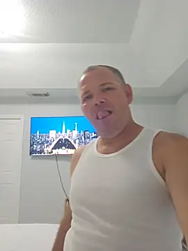cubanitofeliz40 online show from 05-19-26, 06:14