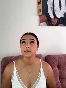 Snapshot of nicolexxaleja chatting on 04-30-26, 01:50 nicolexxaleja online show from 04-30-26, 01:50