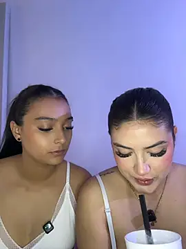 Snapshot of nicolexxaleja chatting on 05-08-26, 04:56 nicolexxaleja online show from 05-08-26, 04:56
