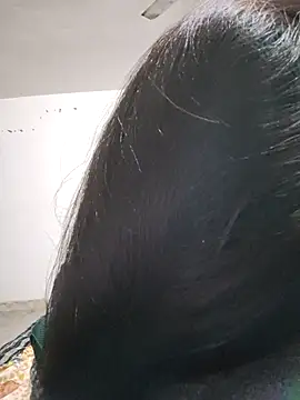 cute radhikaa online show from 01-09-26, 08:06