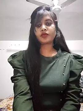 Snapshot of cute_radhikaa chatting on 02-02-26, 04:38 cute radhikaa online show from 02-02-26, 04:38