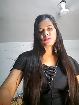Snapshot of cute_radhikaa chatting on 04-11-26, 04:11 cute radhikaa online show from 04-11-26, 04:11
