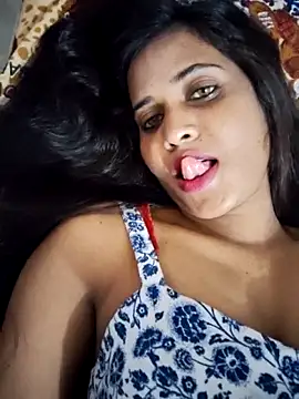 Snapshot of cute_radhikaa chatting on 04-14-26, 09:15 cute radhikaa online show from 04-14-26, 09:15