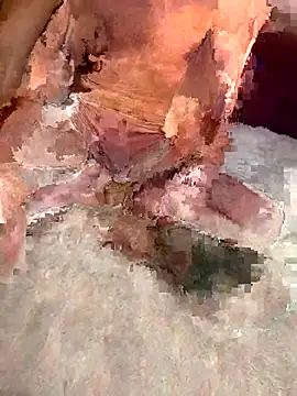 Snapshot of Montana_6996 chatting on 09-28-25, 06:13 Montana 6996 online show from 09-28-25, 06:13