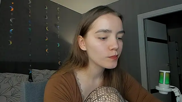 Snapshot of sweete_chantal chatting on 06-23-26, 07:34 sweete chantal online show from 06-23-26, 07:34