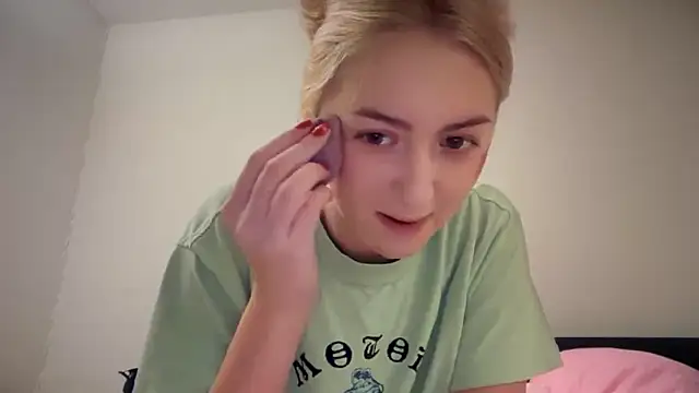 Kitty Swetty online show from 01-07-26, 06:54