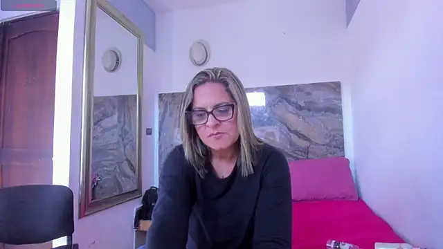 Snapshot of Agatha_Pleasure chatting on 05-09-26, 11:59 Agatha Pleasure online show from 05-09-26, 11:59