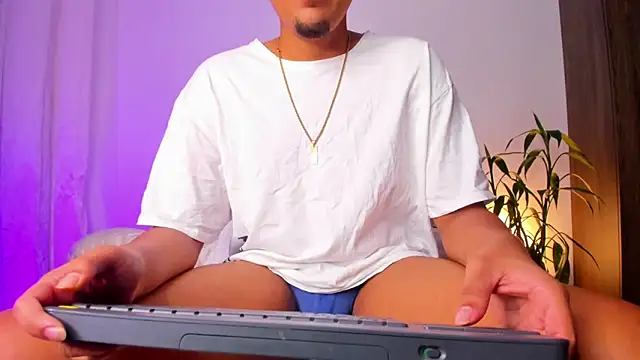 asmodeo 33 online show from 09-18-25, 11:18