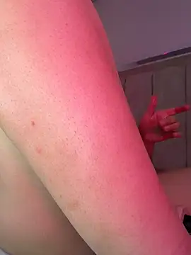 Mia Juicyberry online show from 05-14-26, 01:01