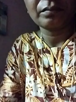 Snapshot of kavinila143 chatting on 08-01-26, 12:10 kavinila143 online show from 08-01-26, 12:10