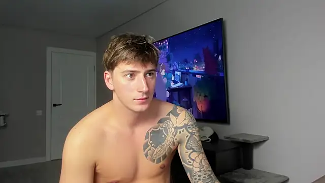 DaniHort online show from 04-04-26, 07:28