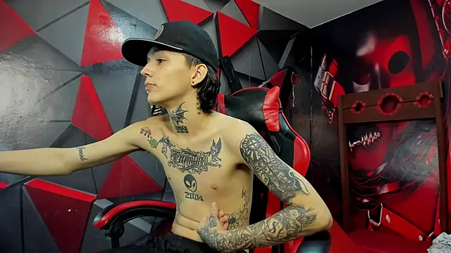 StraightBoy Nick online show from 10-30-25, 12:34