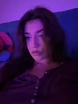 Snapshot of ScarletBloom_ chatting on 11-20-25, 05:12 ScarletBloom online show from 11-20-25, 05:12