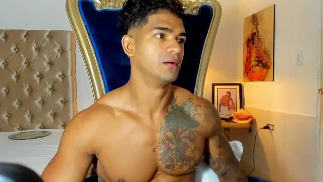 antonio  444 online show from 01-11-26, 09:25