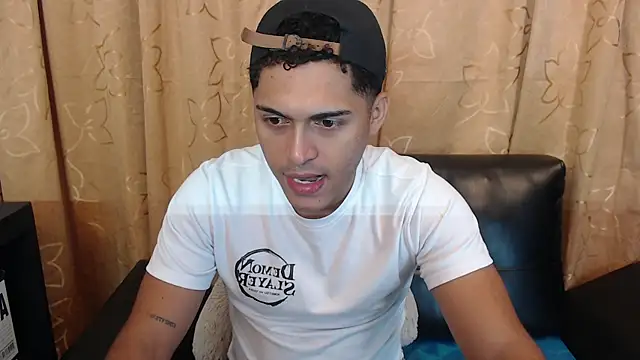 Derek Storm  online show from 04-06-26, 10:49