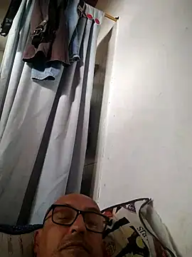 jorge406 online show from 11-08-25, 05:56