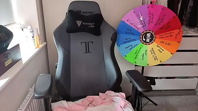 Lilly-Luscious online show from 03-28-26, 10:26