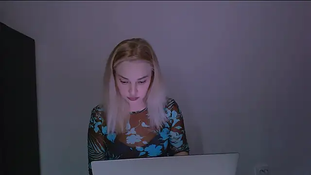 Lia noo regrets online show from 02-10-26, 06:12