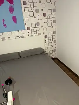 SweetTeenGirl online show from 01-13-26, 02:11