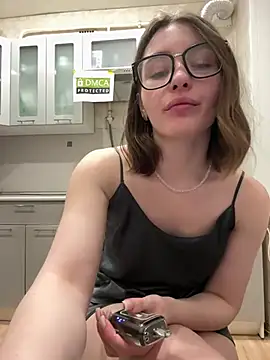 Snapshot of ZariaFlame chatting on 04-30-26, 11:20 ZariaFlame online show from 04-30-26, 11:20