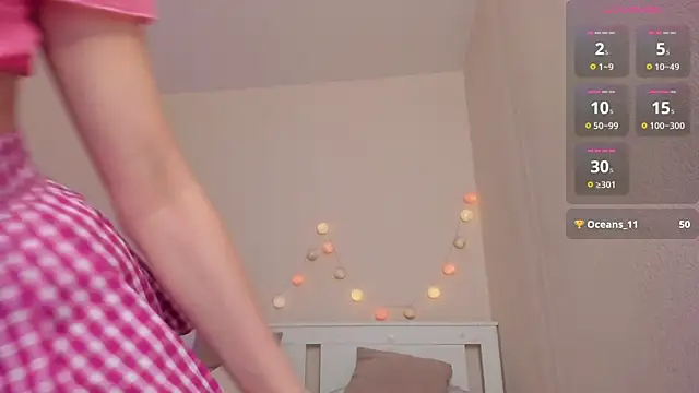 DanaCandy online show from 12-19-24, 11:25