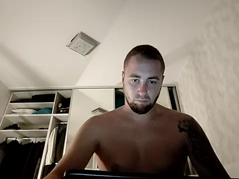 Snapshot of Vladyslav30 chatting on 10-28-25, 02:37 Vladyslav30 online show from 10-28-25, 02:37