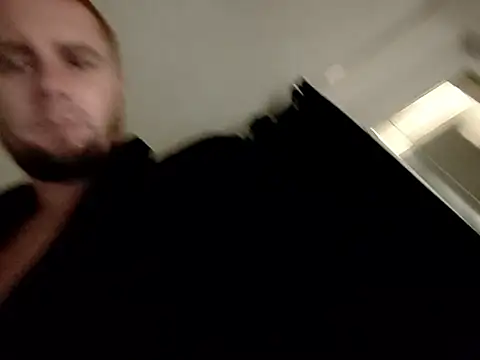 Snapshot of Vladyslav30 chatting on 10-28-25, 10:34 Vladyslav30 online show from 10-28-25, 10:34