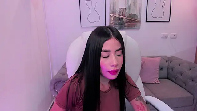 miranda crawfor online show from 03-18-26, 02:47