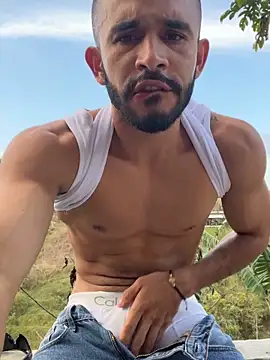 Snapshot of Jacksonfranco chatting on 02-21-26, 10:33 Jacksonfranco online show from 02-21-26, 10:33