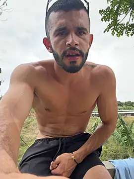 Snapshot of Jacksonfranco chatting on 02-25-26, 07:01 Jacksonfranco online show from 02-25-26, 07:01