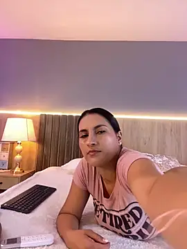 Atenea Clerk online show from 05-15-26, 12:23