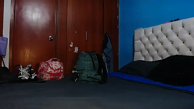 SamiBoobsxx online show from 03-28-26, 03:39