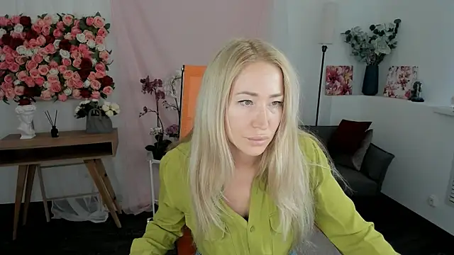 AstraMonroe online show from 04-01-26, 01:50