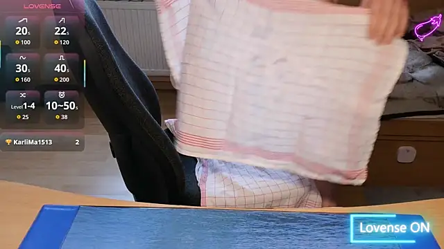 Snapshot of GoldenXMen chatting on 03-18-26, 02:09 GoldenXMen online show from 03-18-26, 02:09