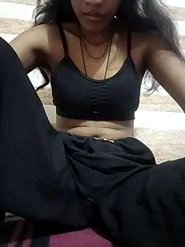 Snapshot of Geeta-satr chatting on 10-12-25, 04:50 Geeta-satr online show from 10-12-25, 04:50