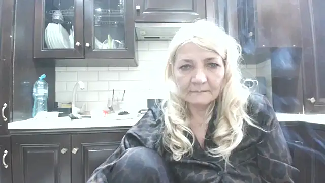 ButterflyBlondie online show from 06-16-26, 03:31